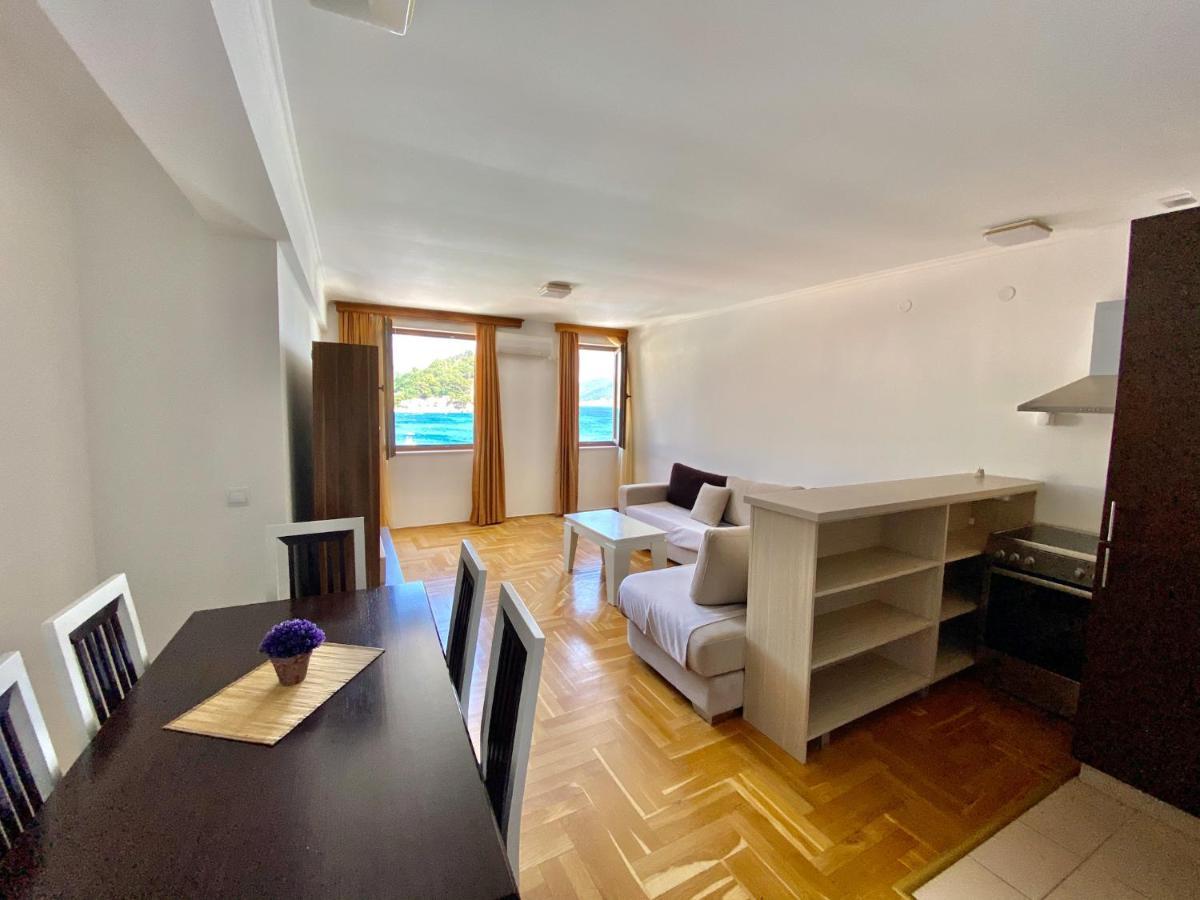 Apartments First Line Petrovac Exteriér fotografie