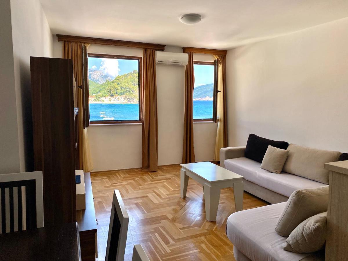 Apartments First Line Petrovac Exteriér fotografie
