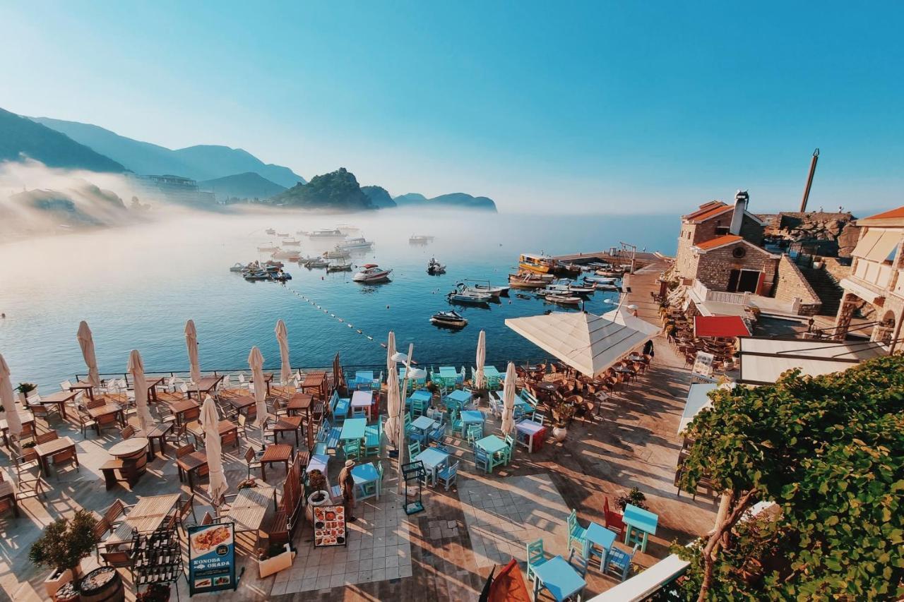 Apartments First Line Petrovac Exteriér fotografie